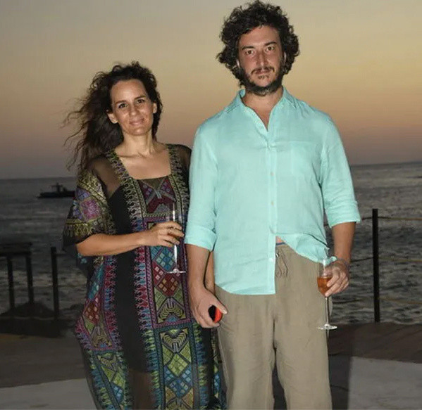 Gönenç Gürkaynak babası ve abisi kimdir? Gönenç Gürkaynak eşi ve ailesi - Resim: 0