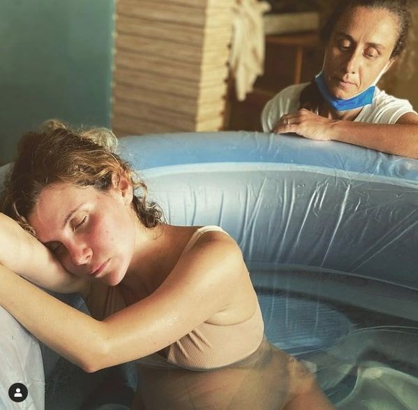 Ayşecan Tatari suda yaptığı doğumu böyle anlattı Çocuklar Duymasın'ın Duygu'suydu - Resim: 3