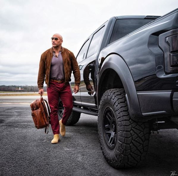 Dwayne Johnson'dan kötü haber! Red Notice koronavirüsten dolayı ertelendi - Resim: 2