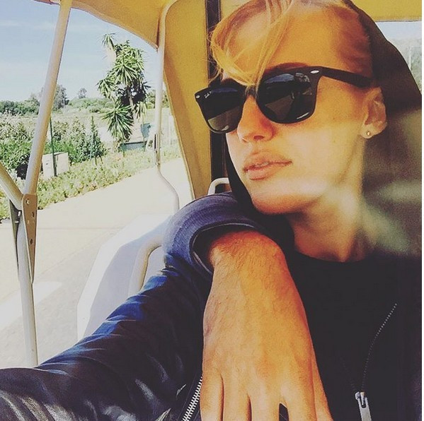 Meryem Uzerli'den bomba fotoğraf! Sevgilisini... - Resim: 1