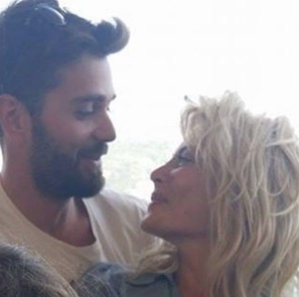 Doya Doya Moda jürisi Seray Sever 10 yaş küçük eşi Eray Sünbül'e aşkını böyle haykırdı - Resim: 3