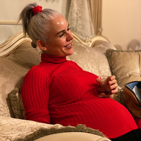 İpek Tanrıyar erkek iç çamaşırından maske yapıp yaratıcılık sınırlarını zorladı - Resim: 2