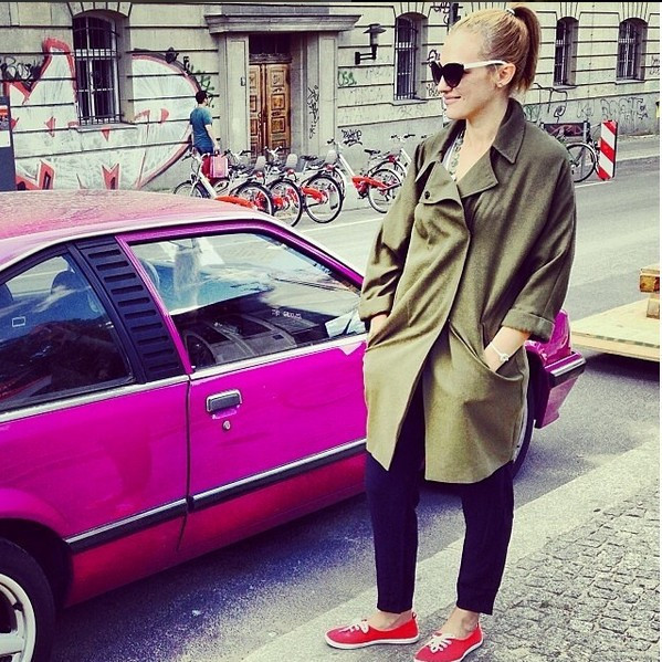 Eşkiya'da kriz! Deniz Çakır çalıştı Meryem Uzerli kaptı - Resim: 4