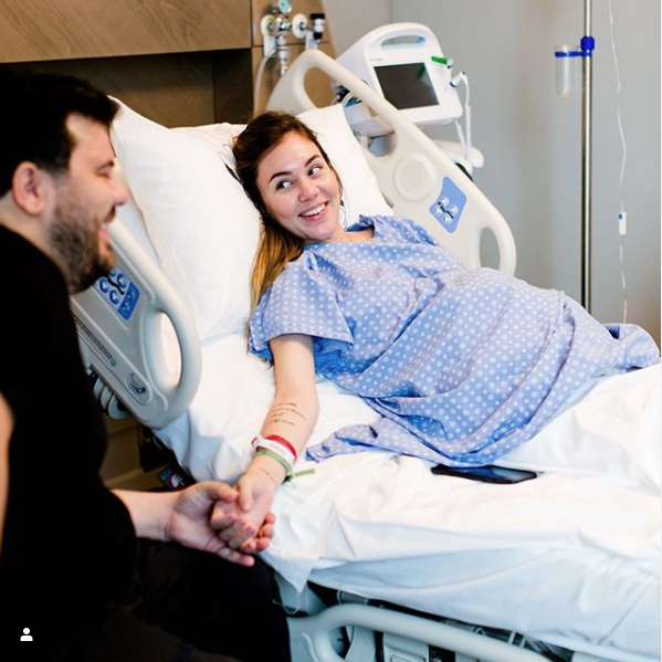 Berfu Yenenler'in kilosu herkesi şok etti doğumdan sonra bakın nasıl kilo vermiş - Resim: 1