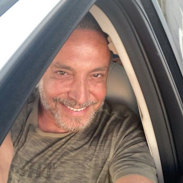 Cenk Eren ölünce gömülmek istemediğini söyledi bakın isteği ne - Resim: 1