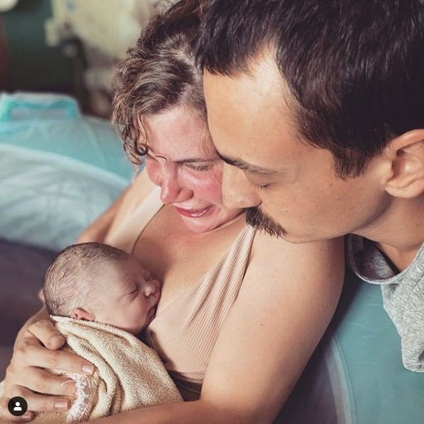 Ayşecan Tatari anne oldu ilk kareyi paylaştı Çocuklar Duymasın'ın Duygu'suydu - Resim: 2