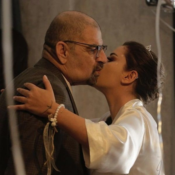 Merve Özbey acı haberi böyle duyurdu babası Ahmet Özbey hayatını kaybetti - Resim: 2