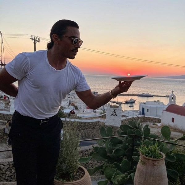 Nusret rekor cirosunu paylaştı herkesi şaşırttı! Bakın ne kadar bağış yaptı - Resim: 1