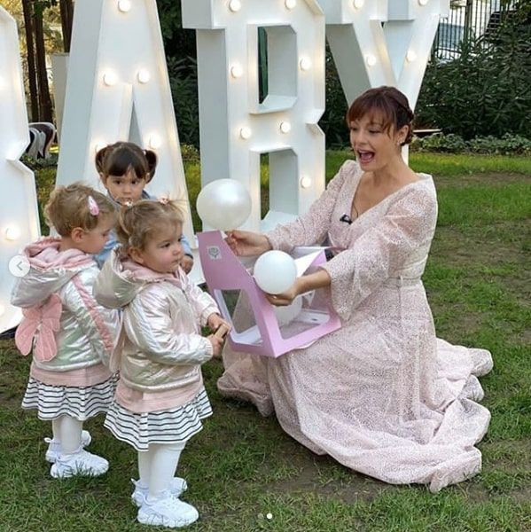 Kanal D Sadakatsiz'in yıldızı Özge Özder 5 aylık hamile bebeğinin cinsiyetini açıkladı - Resim: 4