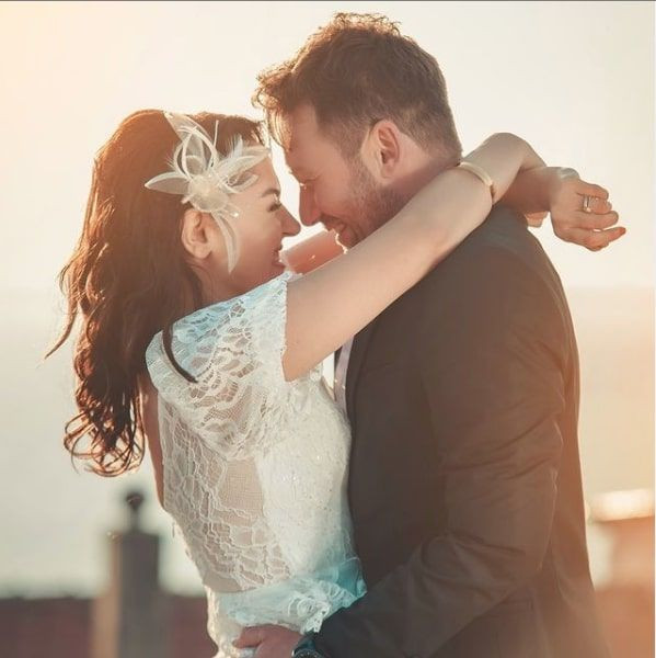 Eşkıya Dünyaya Hükümdar Olmaz Gözde Okur evlendi nikah şahidi bakın kim - Resim: 4