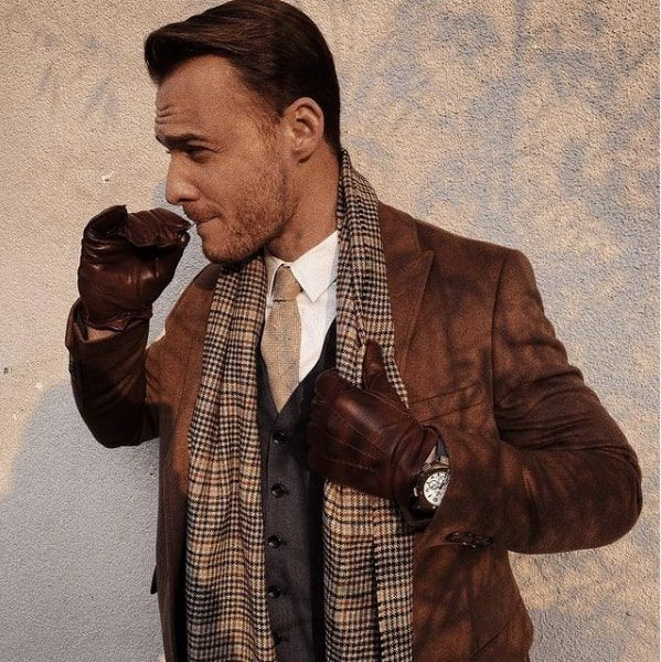 Kerem Bürsin hakkındaki gerçek şaşırttı Sen Çal Kapımı yıldızının bilinmeyeni - Resim: 2