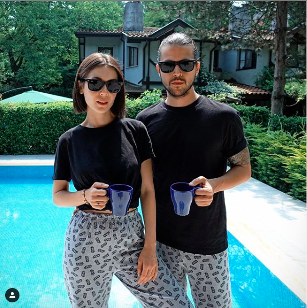 Fulya Zenginer kaç yaşında  eşi Kuntay Tarık Evren kimdir ne iş yapıyor? - Resim: 2