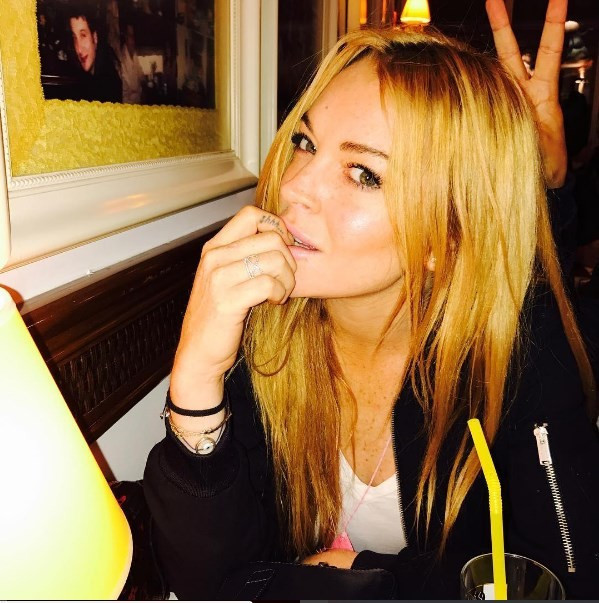 Lindsay Lohan bu sefer çıplak - Resim: 1