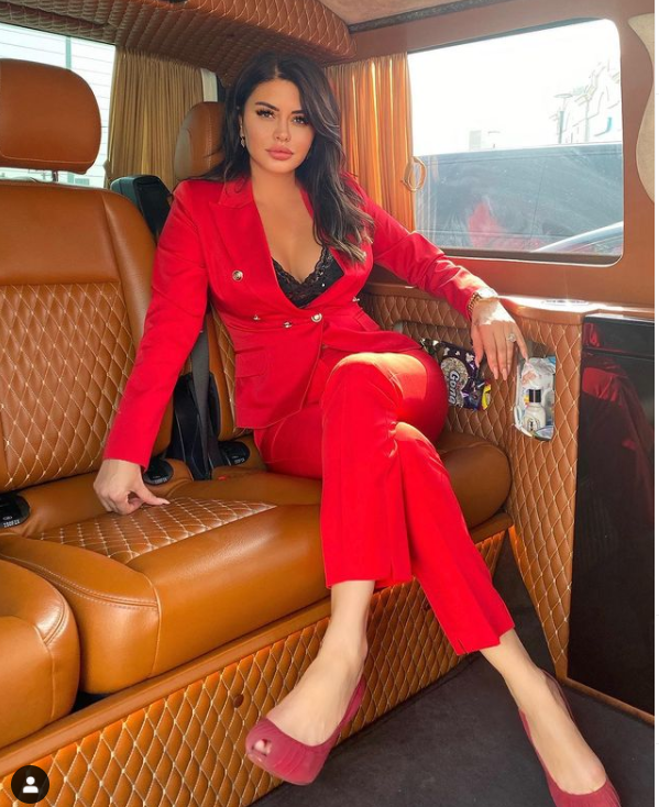 Ebru Polat'tan ilginç itiraf! 'Bir erkekten vazgeçince deli numarası yapıyorum' - Resim: 3