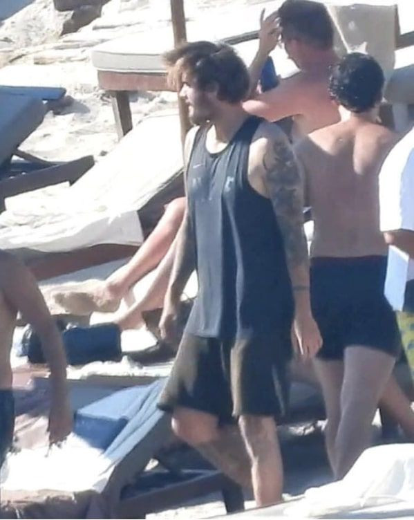 Twitter'da yer yerinden oynadı! İşte Barış Murat Yağcı'nın yeni imajı - Resim: 1