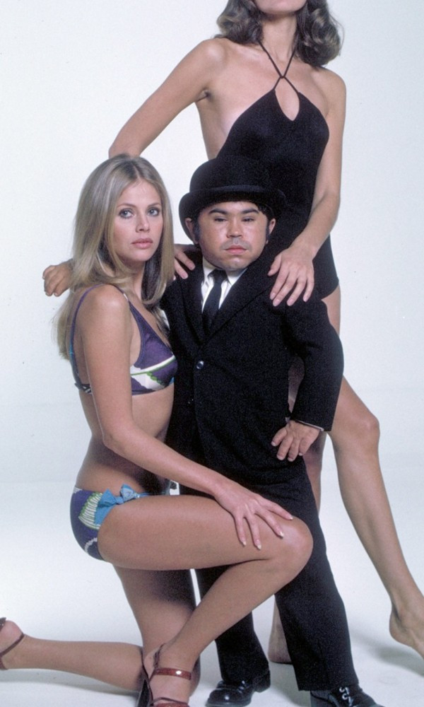 Cüceye bak sen! Tam 35 kadınla birden...  - Resim: 2