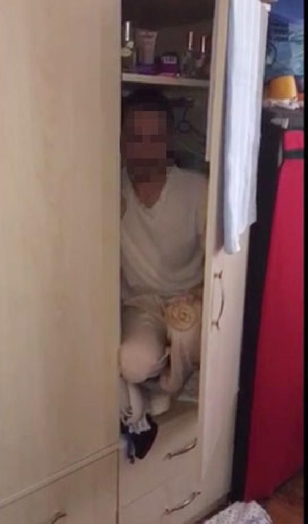 Çatı katına şok baskın! FETÖ şüphelileri hücre evdeki gizli bölmede yakalandı - Resim: 3