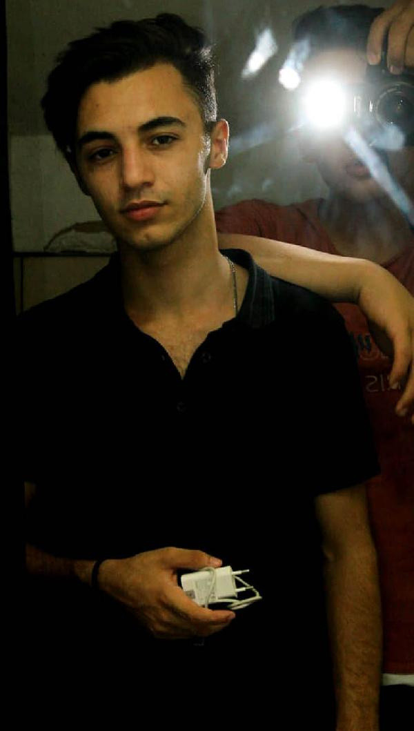 2 kızın aynı erkekle sevgili olduğunun ortaya çıkmasıyla işlenen cinayete 15 yıl hapis - Resim: 0