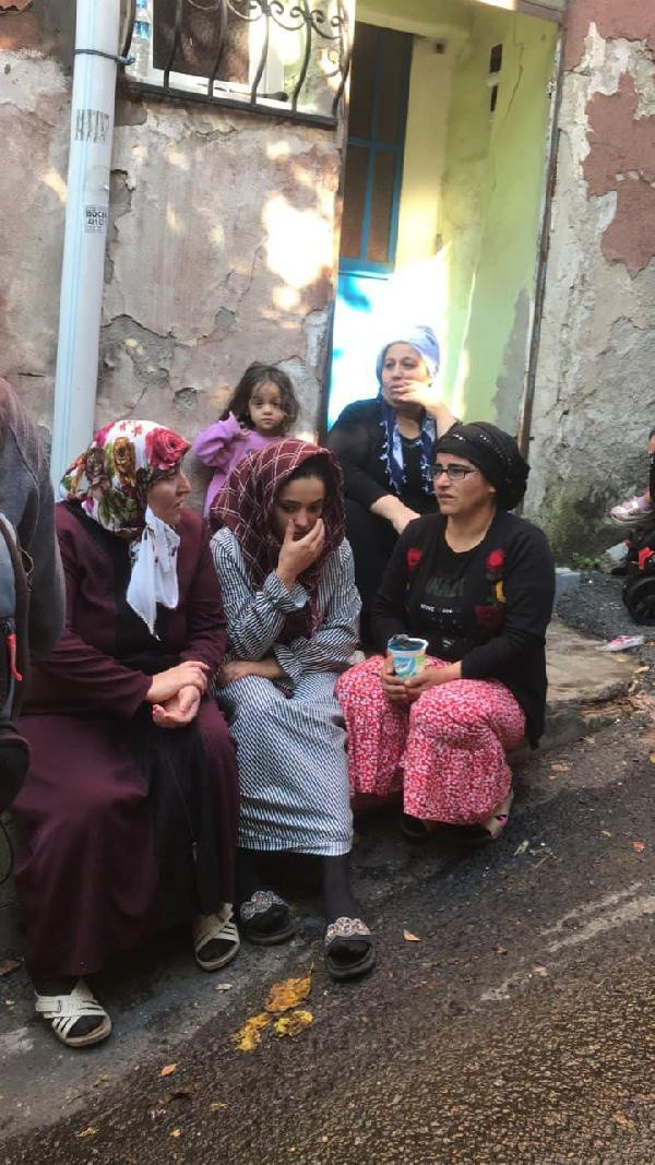 Beyoğlu'nda yaşandı! Gelin damadın nikah günü evi yandı - Resim: 1