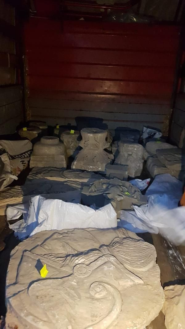 Roma ve Bizans dönemine ait tarihi eserleri satmak istediler! Suç üstü yakalandılar - Resim: 1