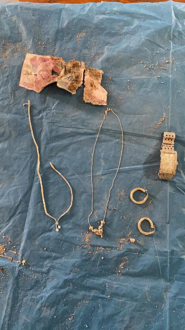 Bin kamyon moloz 25 kişilik ekip! İzmir depremi sonrası hepsi enkazın altından çıktı - Resim: 3