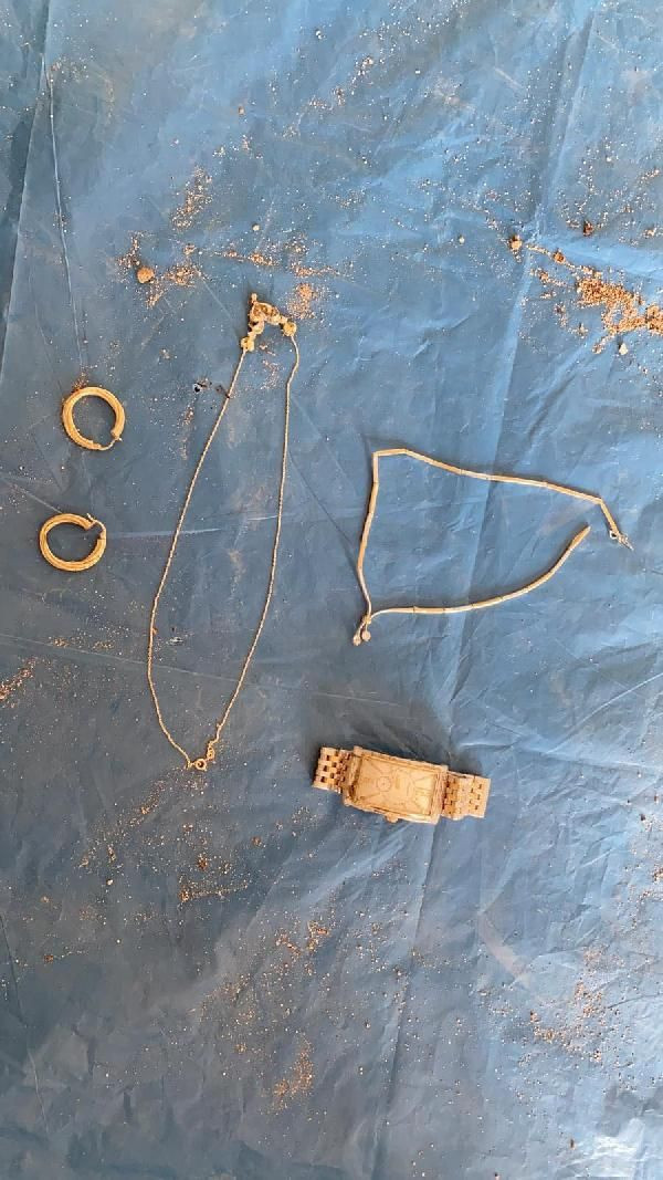 Bin kamyon moloz 25 kişilik ekip! İzmir depremi sonrası hepsi enkazın altından çıktı - Resim: 4