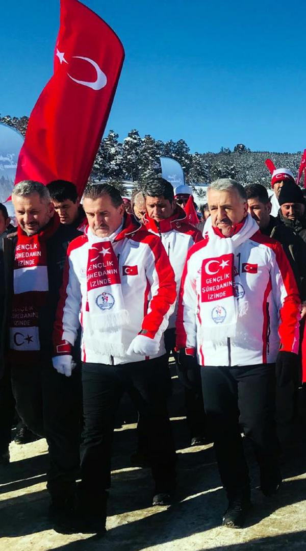 Türkiye şehitlerine yürüdü! Sarıkamış yine dondu... - Resim: 2