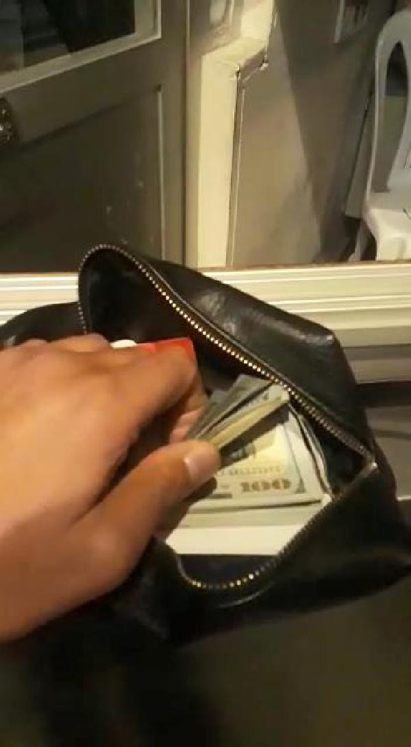 Ticari taksi şoföründen örnek davranış - Resim: 3