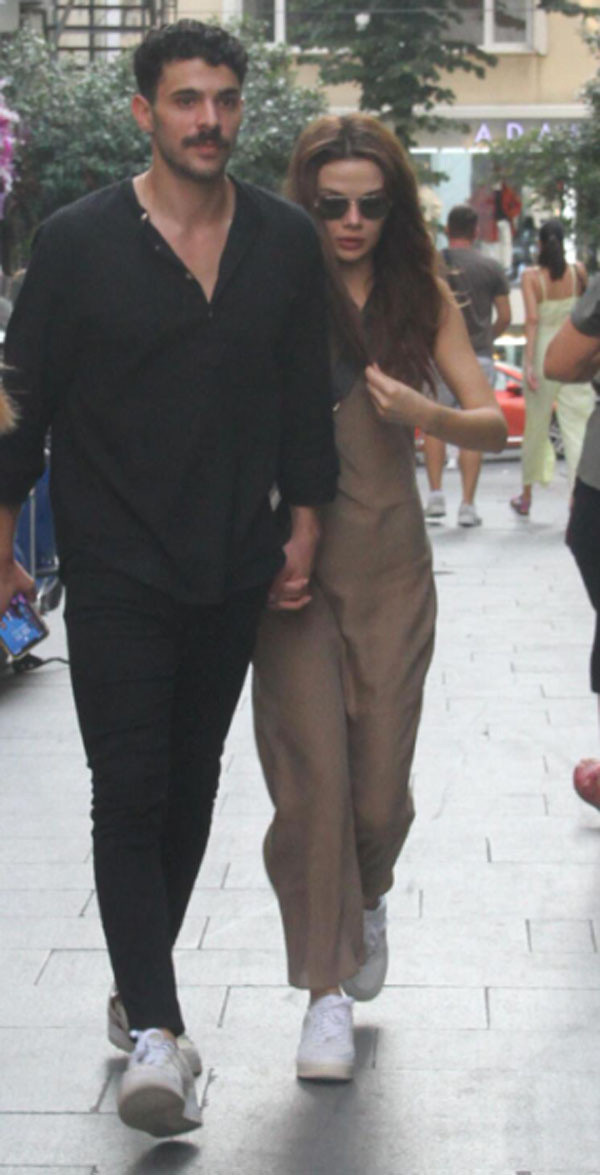 Gizli Saklı'nın taze aşıkları Sinem Ünsal ve Halit Özgür Sarı ilk kez ele ele görüntülendi! - Resim: 1