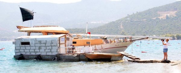 Bodrum'da IŞİD bayraklı tekne alarmı - Resim: 1