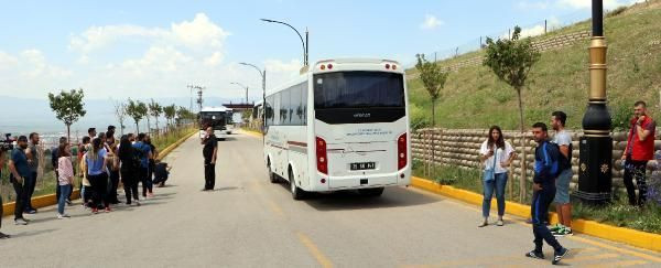 Keramet mi? Gizemli yola gidip deneme yapıyorlar! Olayı yaşayınca çok heyecanlandılar - Resim: 3