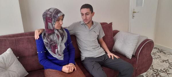 Diyarbakır'da oğlunu PKK'nın elinden kurtardı: 4 yıla yakın bir süre zorla... - Resim: 1