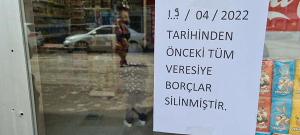 Karabük'te marketteki yazıyı görenler mutlu oldu! Pişman olanlar da var - Resim: 0