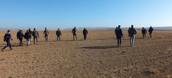 Trabzon'da toprağa gömüldü haberi yayıldı! Karış karış yerini arıyorlar - Resim: 1