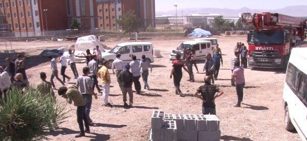 Paraları eksik yatan işçiler intihara kalkıştı - Resim: 3