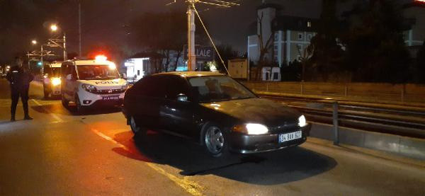 Güngören'de polisle otomobil hırsızları arasında kovalamaca - Resim: 0