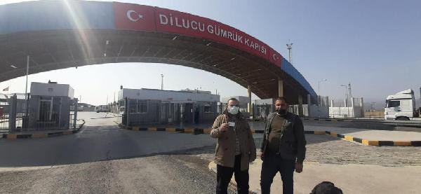 Türkiye-Azerbaycan arasında 'kimlikle geçiş' dönemi başladı - Resim: 0