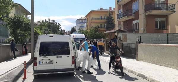 Çorum'da eve giren ekipler şok oldu! Çürümüş ceset bulundu: Yanıklar... - Resim: 0