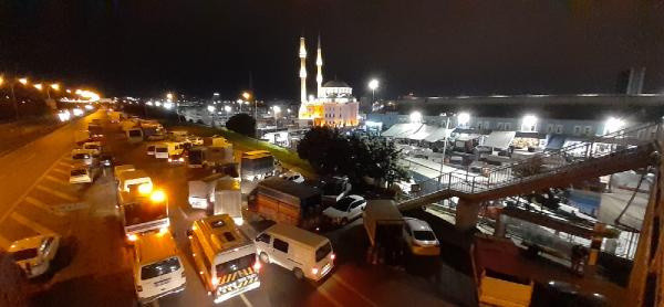 Bayrampaşa sebze halinde sokağa çıkma yasağı yoğunluğu - Resim: 0