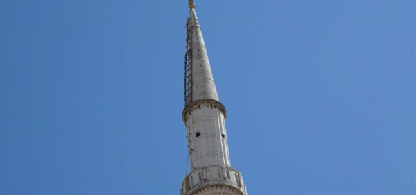 Malatya'da bir garip hırsızlık! Caminin minaresinde hilali çalmaya çalıştı - Resim: 1