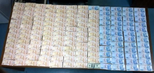 Adana'da kahvehaneye baskın! Kaçarken polisle burun buruna geldiler - Resim: 2