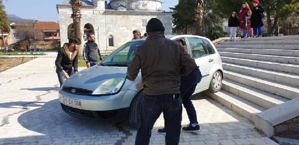 Bursa'da müzeyi gezmeye gelen aile şok üstüne şok yaşadı - Resim: 3