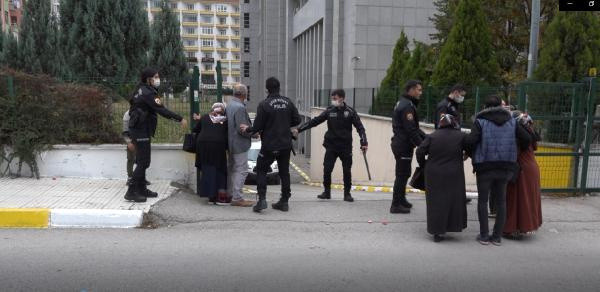 Çorum'da başına odunla vurup komşusunu öldürdü: Kızımın elbiselerini yırttı - Resim: 1