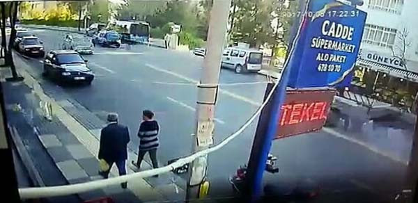 Böyle çakallık görülmedi! Cinsel organına dokun köşeyi dön - Resim: 2