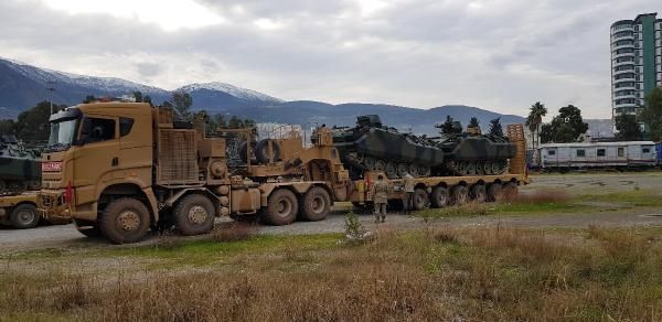 İdlib operasyonu sınıra dev sevkiyat fotoğraflar bugün çekildi - Resim: 2