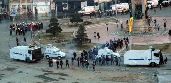 Taksim'de akşam müdahalesi - Resim: 2