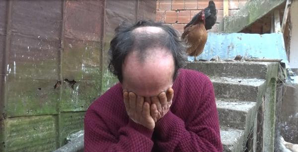 Anlatırken gözyaşlarına boğuldu! Trabzon'da üzüntüden yere yığıldı - Resim: 0