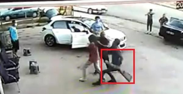 Ankara'da dehşete düşüren olay! Evi terk eden eşini sokakta tüfekle kovaladı - Resim: 1