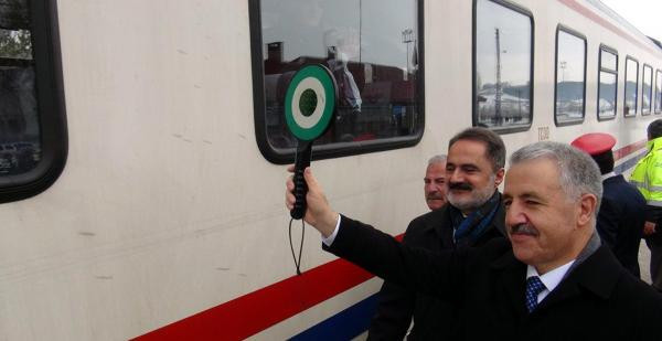 Ulaştırma Bakanı Arslan da o modaya uydu! - Resim: 3