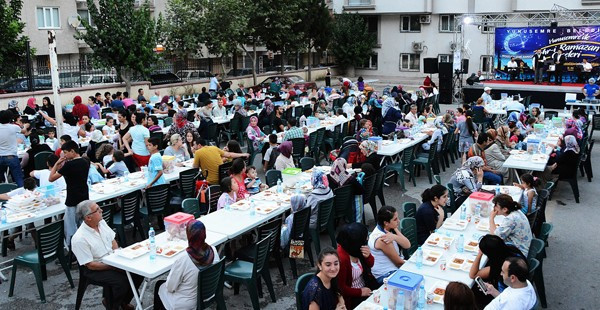 Orucu bozan şeyler Hz. Muhammed oruçluyken uyarmıştı! - Resim: 4